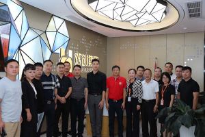 欢迎宜春市团委书记、商会及青企等一行领导莅临华体会体育(中国)HTH·官方网站人力集团指导